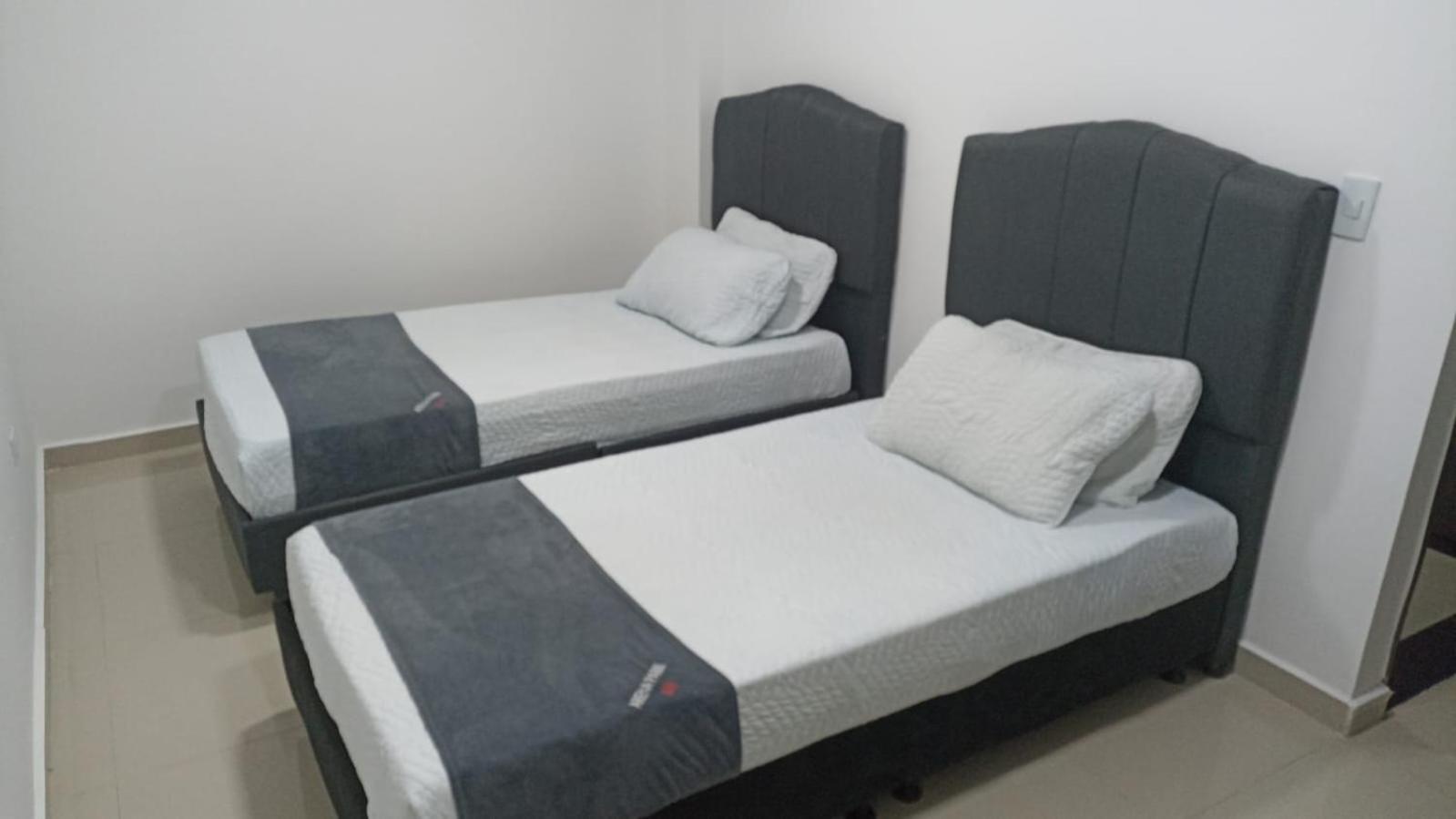 קאלי Hotel Jardin Plaza By Sgh מראה חיצוני תמונה